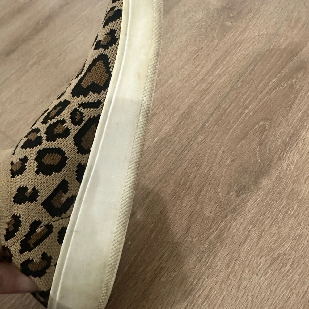 Steve Madden‎ Leopard Print Sneakers Size 8.5 Womens